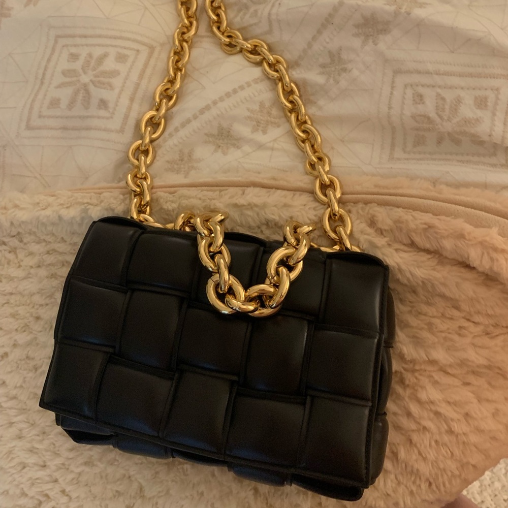 Black chain bottega veneta bag